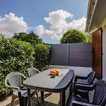 بيت للعطل Maisonnette A 50m De La *