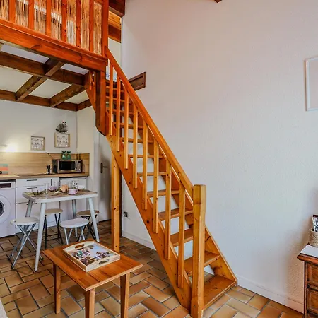Maisonnette A 50m De La بيت للعطل