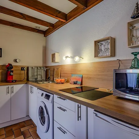 بيت للعطل Maisonnette A 50m De La