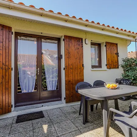 Maisonnette A 50m De La Hébergement de vacances Biscarrosse