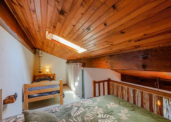 Ferienhaus Maisonnette A 50m De La